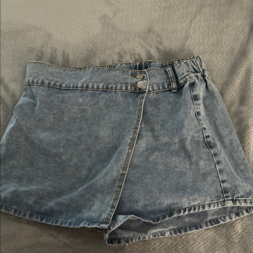 USED SHEIN Blue Skorts with Wrap Design
